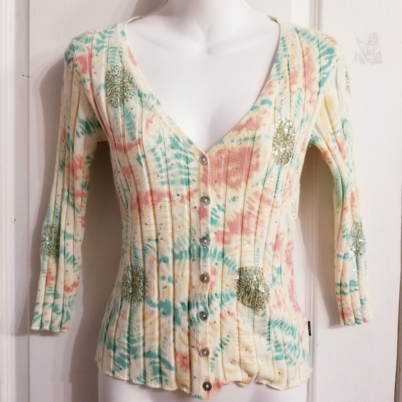 🏖 BCBG MaxAzria Tie-dye Embellished Sweater - Picture 3 of 10